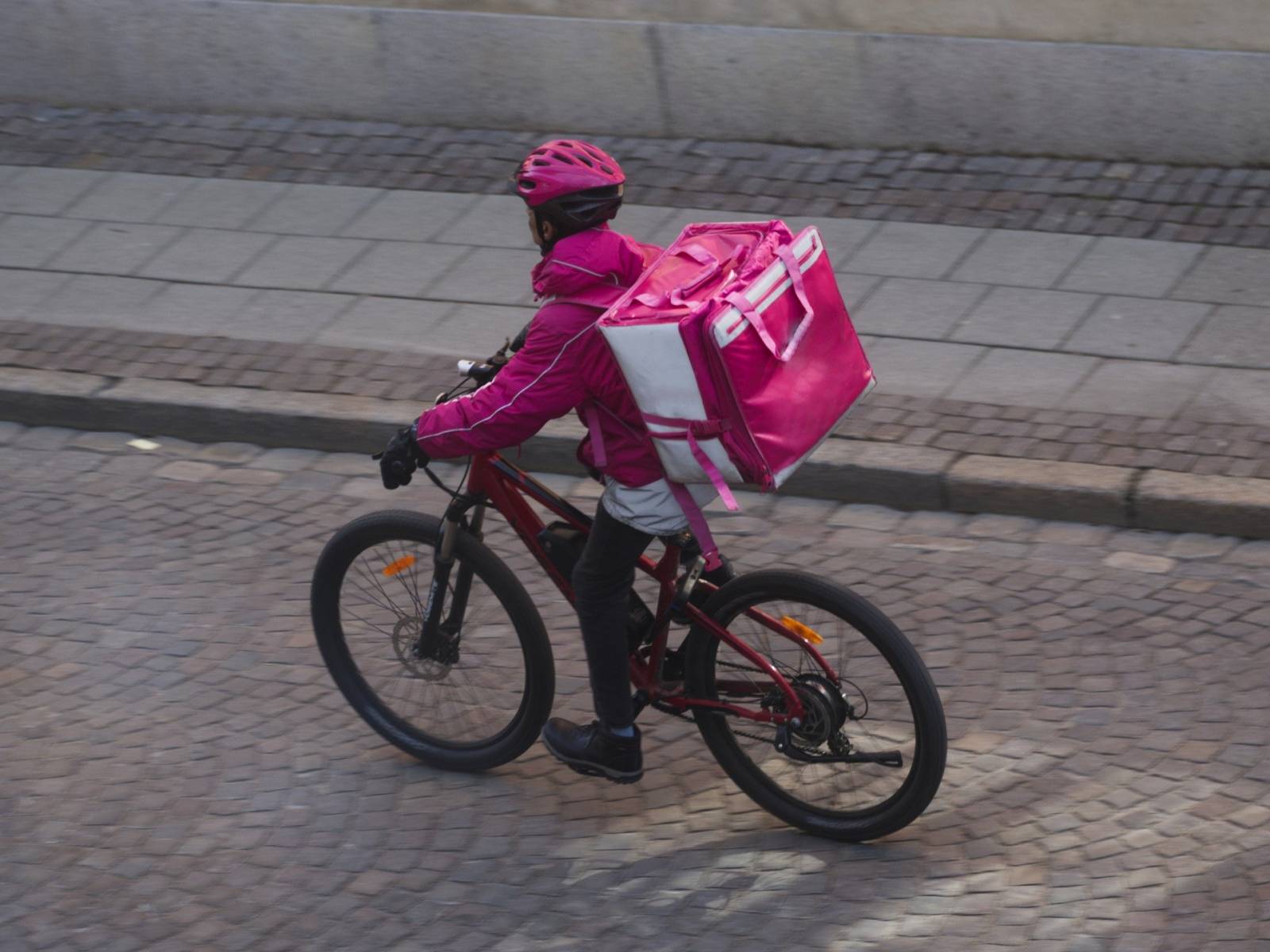 Création d'entreprise de service de livraison à vélo pour les commerces de proximité